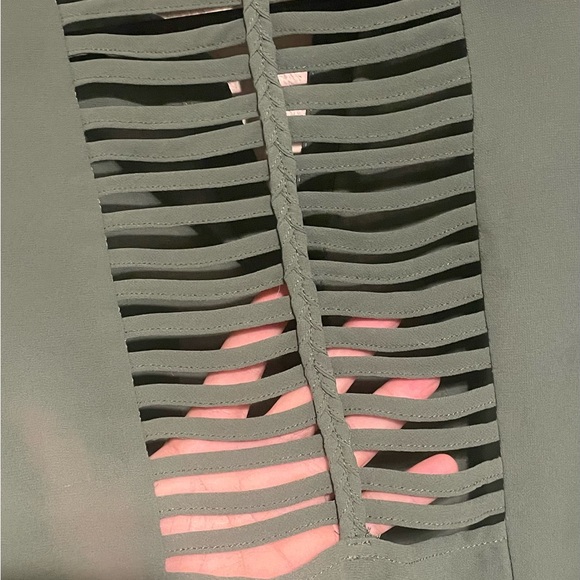 Sheer army green top - Picture 6 of 8